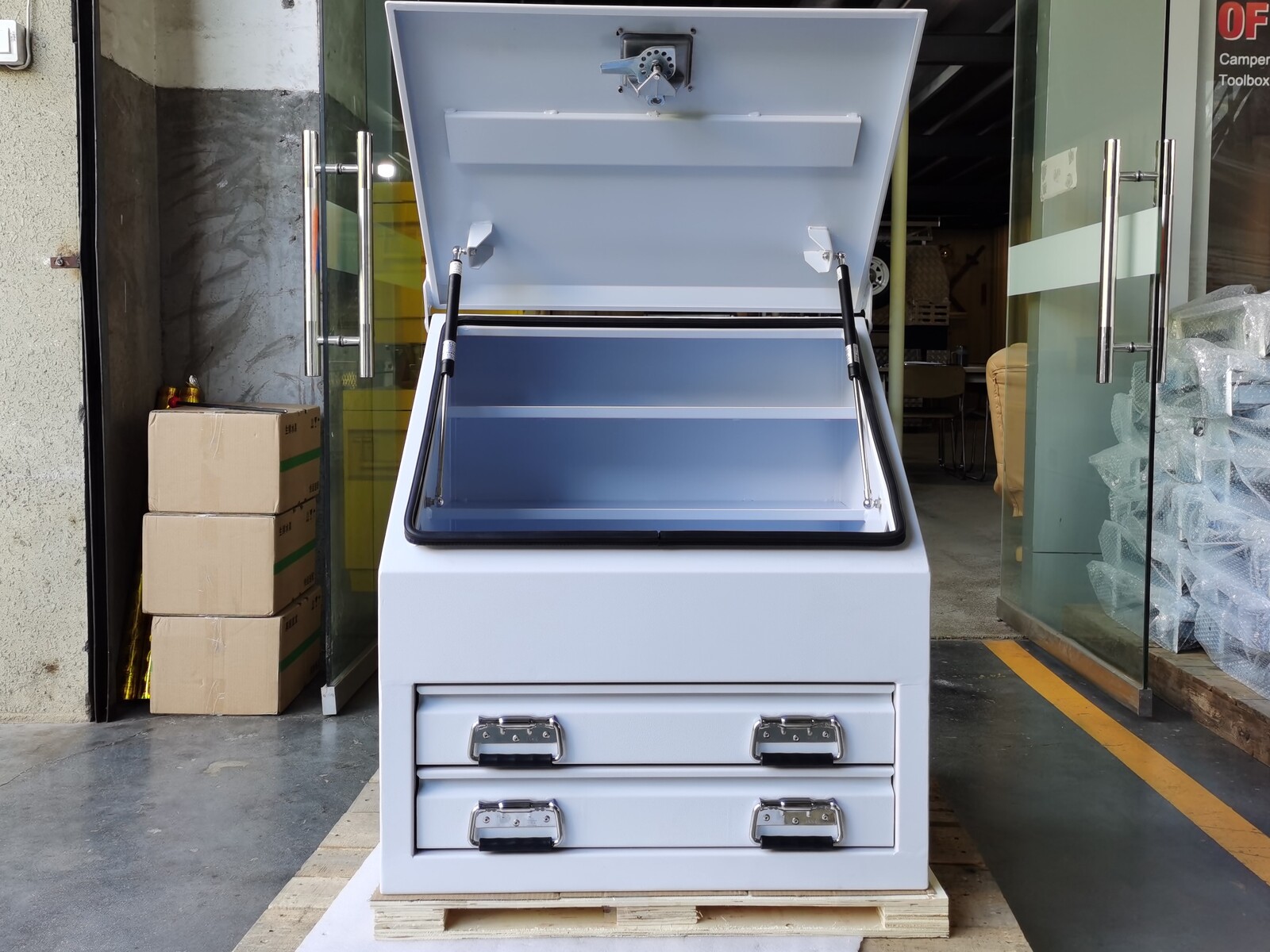 White Steel Toolbox 700mm Truck Box Ute Box Industrial With 2 Drawers &  Shelves